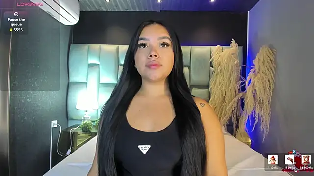 MarianaGarciaa   online show from 19, 6, 2026
