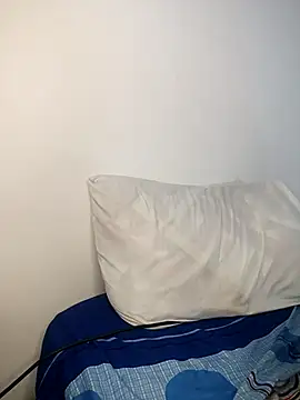 Snapshot of lovely_kitt chatting on 5, 3, 2025 lovely kitt online show from 5, 3, 2025