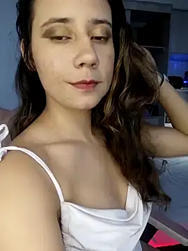 Snapshot of lovely_kitt chatting on 14, 3, 2025 lovely kitt online show from 14, 3, 2025