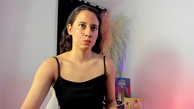 Snapshot of lovely_kitt chatting on 12, 9, 2025 lovely kitt online show from 12, 9, 2025