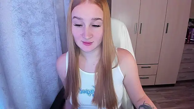 Snapshot of KeiraNight chatting on 28, 12, 2024 KeiraNight online show from 28, 12, 2024