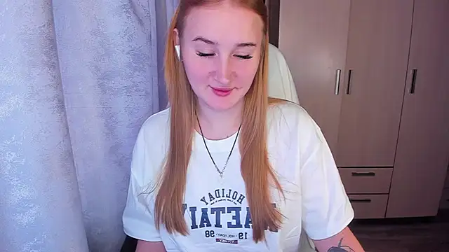 Snapshot of KeiraNight chatting on 20, 1, 2025 KeiraNight online show from 20, 1, 2025