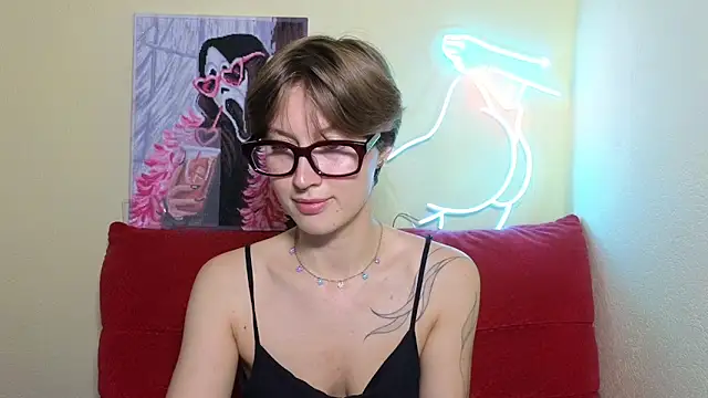 Snapshot of MalvinaBlum chatting on 13, 9, 2025 MalvinaBlum online show from 13, 9, 2025