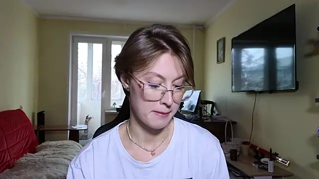 Snapshot of MalvinaBlum chatting on 26, 10, 2025 MalvinaBlum online show from 26, 10, 2025