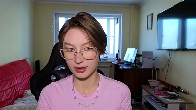 Snapshot of MalvinaBlum chatting on 1, 12, 2025 MalvinaBlum online show from 1, 12, 2025