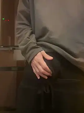 saku chan live online show from 16, 1, 2025