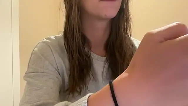 Snapshot of Kimpossible__ chatting on 2, 10, 2025 Kimpossible online show from 2, 10, 2025