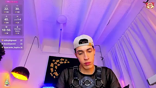 Snapshot of Angel_Snowhotxxx chatting on 5, 12, 2024 Angel Snowhotxxx online show from 5, 12, 2024