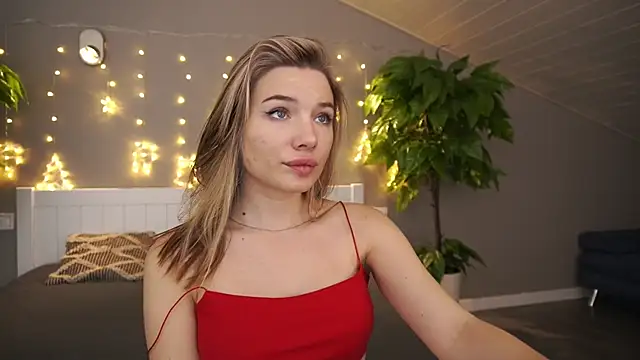 Snapshot of IceDanielles chatting on 31, 12, 2024 IceDanielles online show from 31, 12, 2024