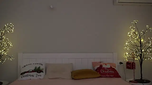 Snapshot of IceDanielles chatting on 24, 1, 2025 IceDanielles online show from 24, 1, 2025