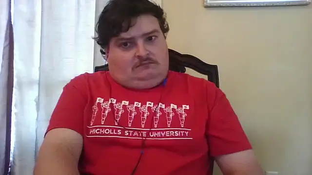 Snapshot of YelpedAverting chatting on 3, 10, 2025 YelpedAverting online show from 3, 10, 2025