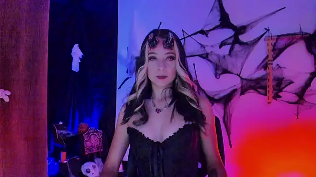 Snapshot of penny_sweett_ chatting on 30, 10, 2025 penny sweett online show from 30, 10, 2025