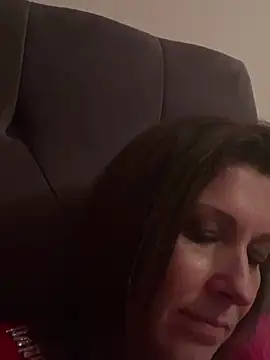 Snapshot of Lwhite1 chatting on 8, 1, 2025 Lwhite1 online show from 8, 1, 2025