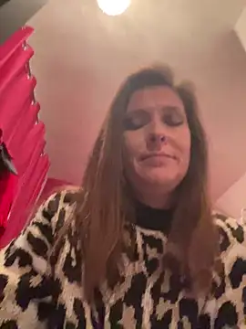 Snapshot of Lwhite1 chatting on 14, 1, 2025 Lwhite1 online show from 14, 1, 2025