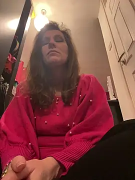 Snapshot of Lwhite1 chatting on 2, 3, 2025 Lwhite1 online show from 2, 3, 2025