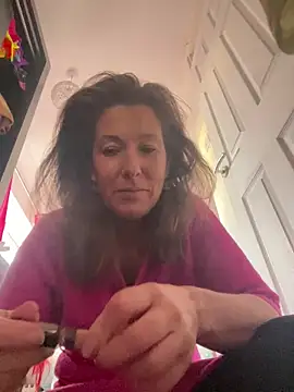 Snapshot of Lwhite1 chatting on 1, 10, 2025 Lwhite1 online show from 1, 10, 2025