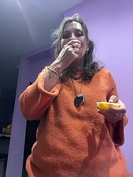 Snapshot of Lwhite1 chatting on 17, 2, 2026 Lwhite1 online show from 17, 2, 2026