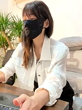 Snapshot of Annabody chatting on 6, 11, 2025 Annabody online show from 6, 11, 2025