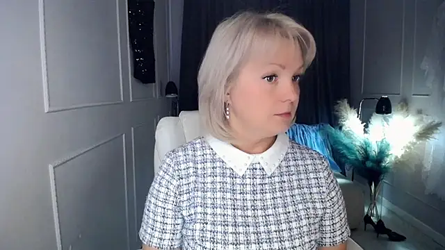 Snapshot of Juarnea chatting on 25, 9, 2025 Juarnea online show from 25, 9, 2025
