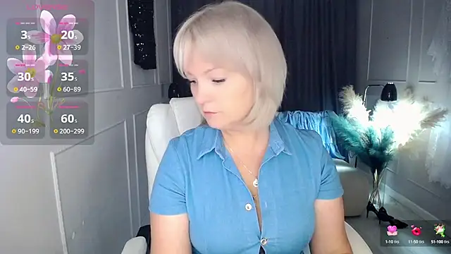 Snapshot of Juarnea chatting on 26, 9, 2025 Juarnea online show from 26, 9, 2025
