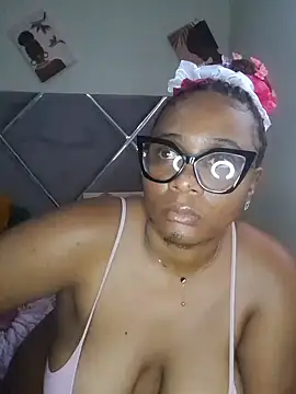 Snapshot of CocoBootyyy chatting on 11, 3, 2025 CocoBootyyy online show from 11, 3, 2025