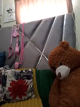 Snapshot of CocoBootyyy chatting on 5, 11, 2025 CocoBootyyy online show from 5, 11, 2025