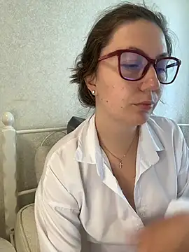 Snapshot of BeatriceTender chatting on 25, 6, 2026 BeatriceTender online show from 25, 6, 2026