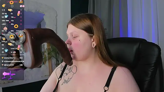 Snapshot of AuroraDemoni chatting on 28, 2, 2025 AuroraDemoni online show from 28, 2, 2025