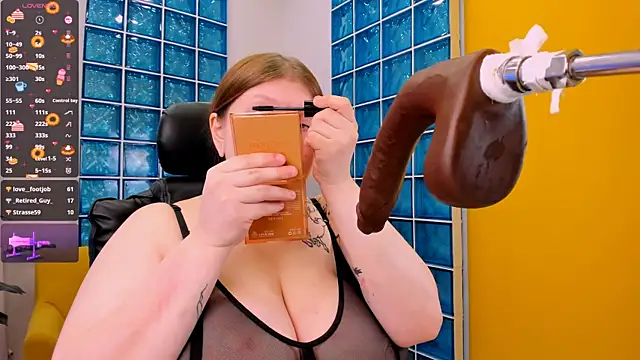 Snapshot of AuroraDemoni chatting on 11, 3, 2025 AuroraDemoni online show from 11, 3, 2025