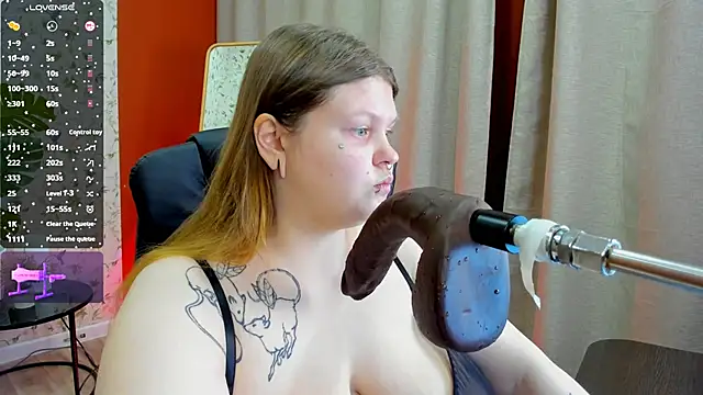 Snapshot of AuroraDemoni chatting on 2, 12, 2025 AuroraDemoni online show from 2, 12, 2025