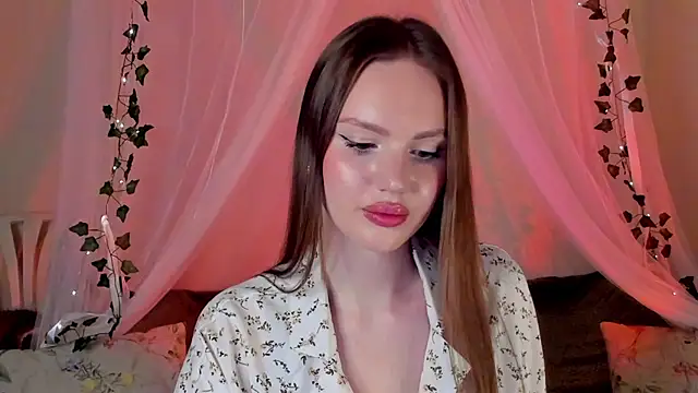 Snapshot of MishkaMe chatting on 7, 12, 2024 MishkaMe online show from 7, 12, 2024