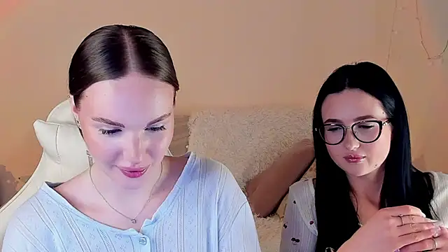 Snapshot of MishkaMe chatting on 14, 1, 2026 MishkaMe online show from 14, 1, 2026