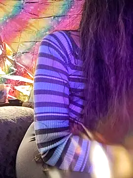 Snapshot of TheDime chatting on 7, 1, 2026 TheDime online show from 7, 1, 2026