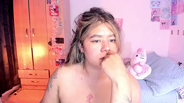 StephaniFox online show from 12, 3, 2025