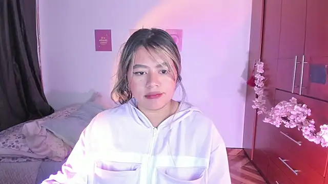 StephaniFox online show from 25, 9, 2025