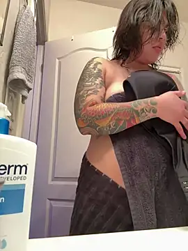 Snapshot of miacanela_xo chatting on 6, 2, 2025 miacanela xo online show from 6, 2, 2025