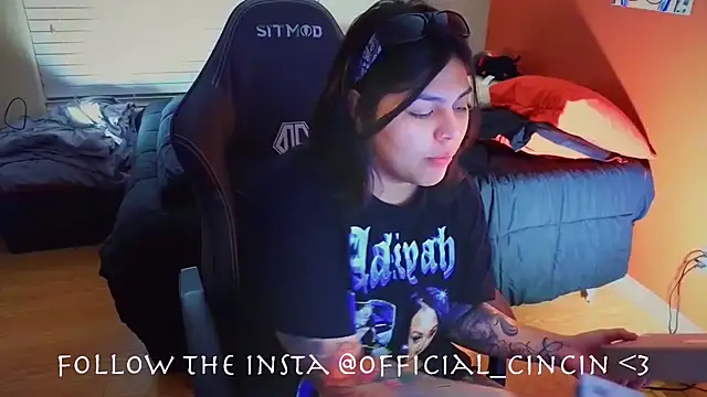 Snapshot of miacanela_xo chatting on 15, 2, 2025 miacanela xo online show from 15, 2, 2025