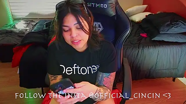 Snapshot of miacanela_xo chatting on 20, 2, 2025 miacanela xo online show from 20, 2, 2025