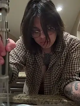 Snapshot of miacanela_xo chatting on 27, 2, 2025 miacanela xo online show from 27, 2, 2025