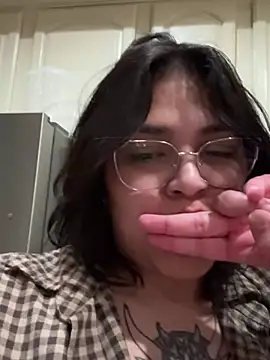 Snapshot of miacanela_xo chatting on 1, 3, 2025 miacanela xo online show from 1, 3, 2025