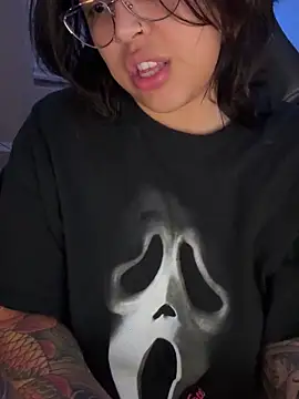 Snapshot of miacanela_xo chatting on 18, 3, 2025 miacanela xo online show from 18, 3, 2025