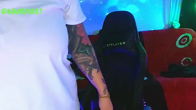 Snapshot of miacanela_xo chatting on 2, 10, 2025 miacanela xo online show from 2, 10, 2025