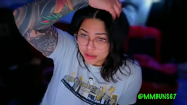 Snapshot of miacanela_xo chatting on 9, 11, 2025 miacanela xo online show from 9, 11, 2025