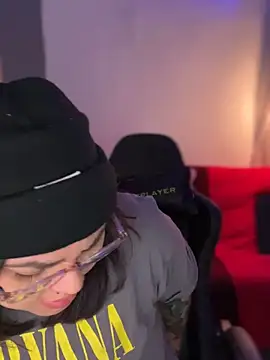 Snapshot of miacanela_xo chatting on 25, 11, 2025 miacanela xo online show from 25, 11, 2025