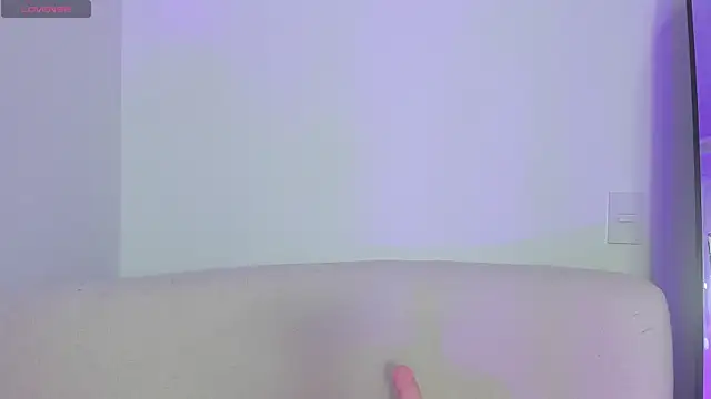 Snapshot of 1m_megan chatting on 26, 10, 2025 1m megan online show from 26, 10, 2025