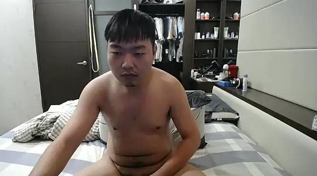 taiwansmalldickchubby online show from 11, 1, 2025