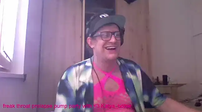 Bigthroaterboy online show from 24, 1, 2025