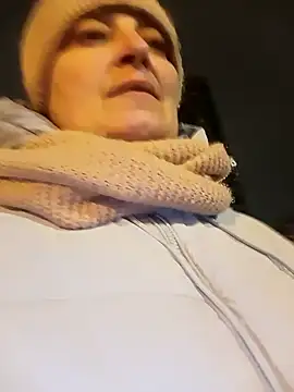 Snapshot of Women-pleasures chatting on 24, 1, 2025 Women-pleasures online show from 24, 1, 2025