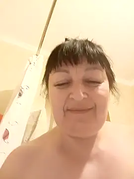 Snapshot of Women-pleasures chatting on 9, 10, 2025 Women-pleasures online show from 9, 10, 2025