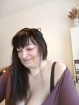 Snapshot of Women-pleasures chatting on 12, 11, 2025 Women-pleasures online show from 12, 11, 2025